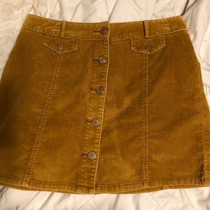 Velvet buttoned mini skirt